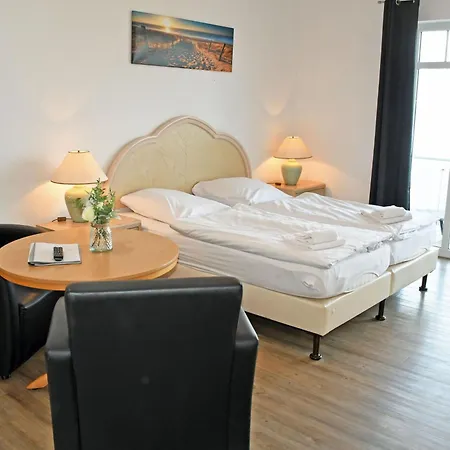 Privatunterkunft Appartementhaus Am M Balkon Or 01-09 Goehren (Ruegen)