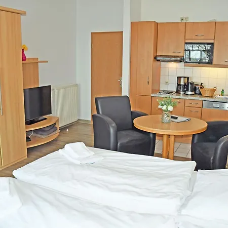 Privatunterkunft Appartementhaus Am M Balkon Or 01-09 Goehren (Ruegen)